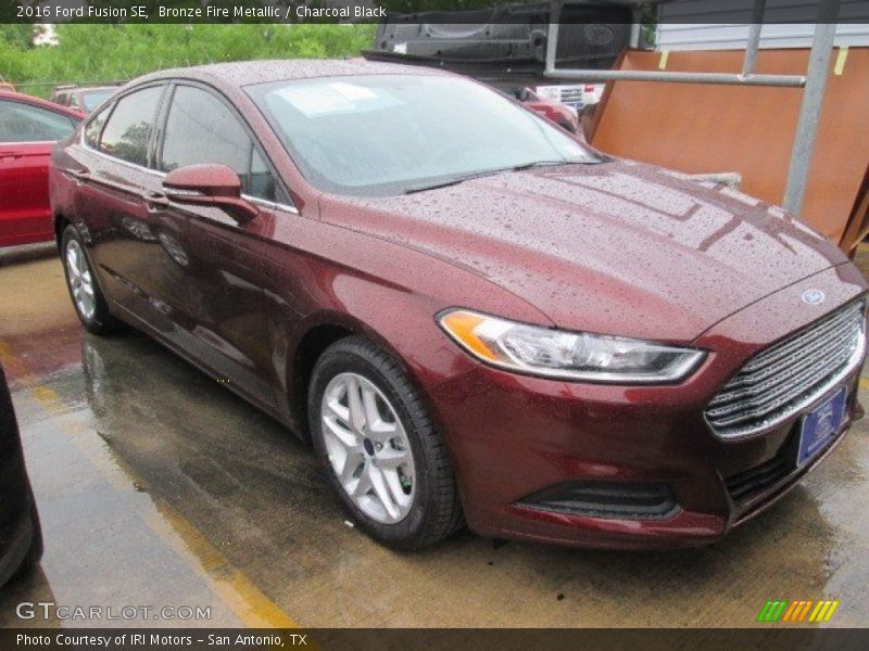 Bronze Fire Metallic / Charcoal Black 2016 Ford Fusion SE