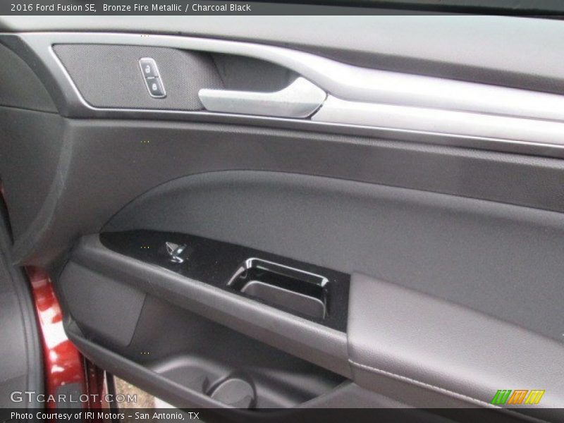 Bronze Fire Metallic / Charcoal Black 2016 Ford Fusion SE