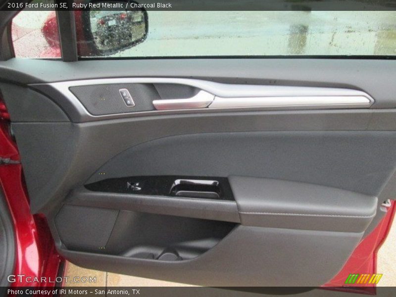 Ruby Red Metallic / Charcoal Black 2016 Ford Fusion SE