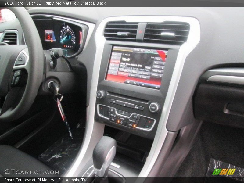 Ruby Red Metallic / Charcoal Black 2016 Ford Fusion SE