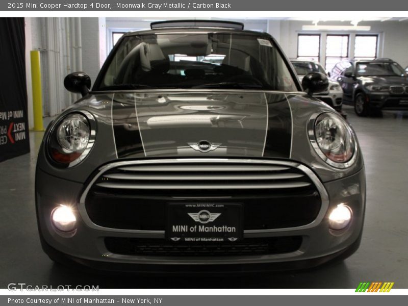 Moonwalk Gray Metallic / Carbon Black 2015 Mini Cooper Hardtop 4 Door