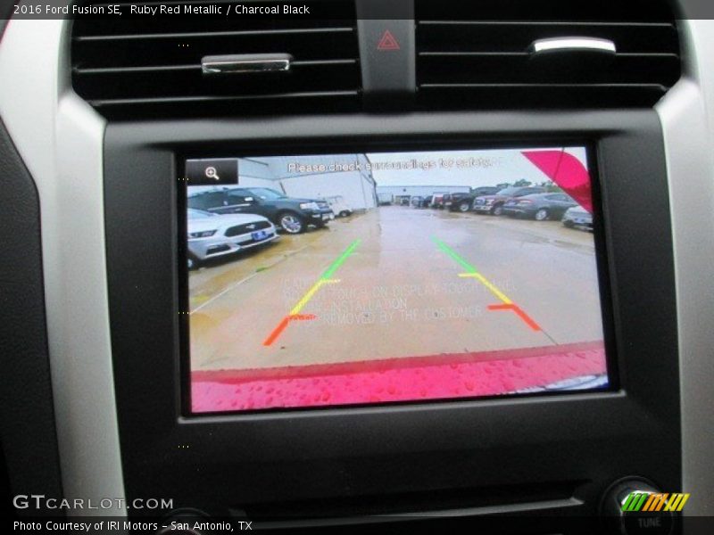 Ruby Red Metallic / Charcoal Black 2016 Ford Fusion SE