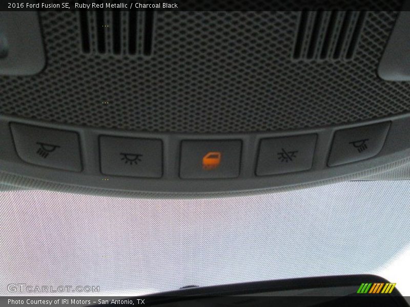 Ruby Red Metallic / Charcoal Black 2016 Ford Fusion SE