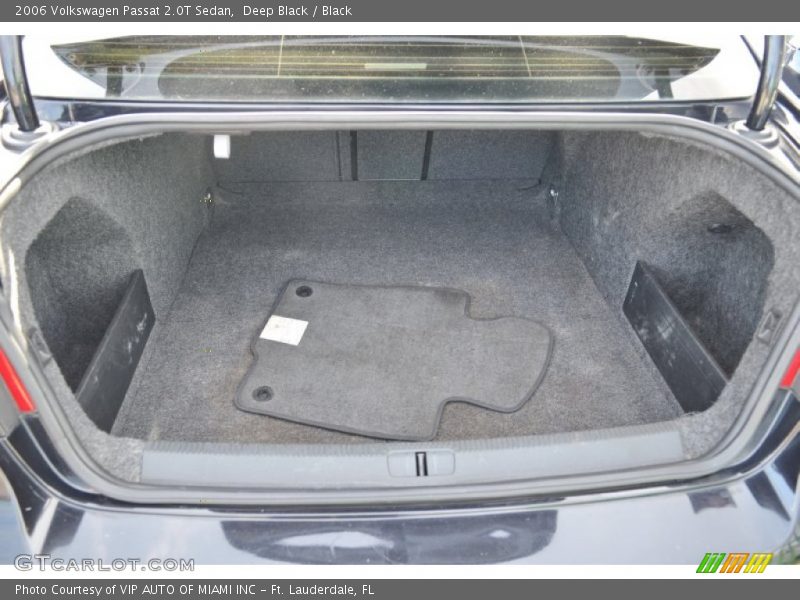 Deep Black / Black 2006 Volkswagen Passat 2.0T Sedan