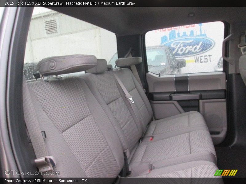 Magnetic Metallic / Medium Earth Gray 2015 Ford F150 XLT SuperCrew