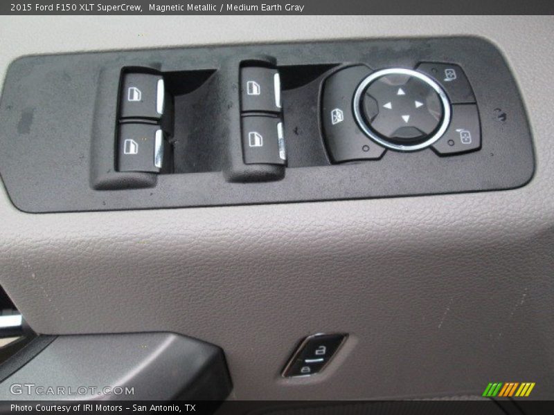 Magnetic Metallic / Medium Earth Gray 2015 Ford F150 XLT SuperCrew