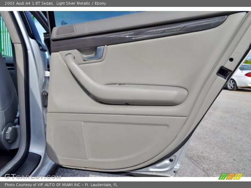 Light Silver Metallic / Ebony 2003 Audi A4 1.8T Sedan