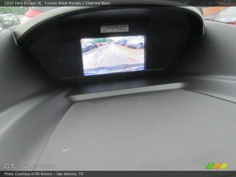 Tuxedo Black Metallic / Charcoal Black 2015 Ford Escape SE