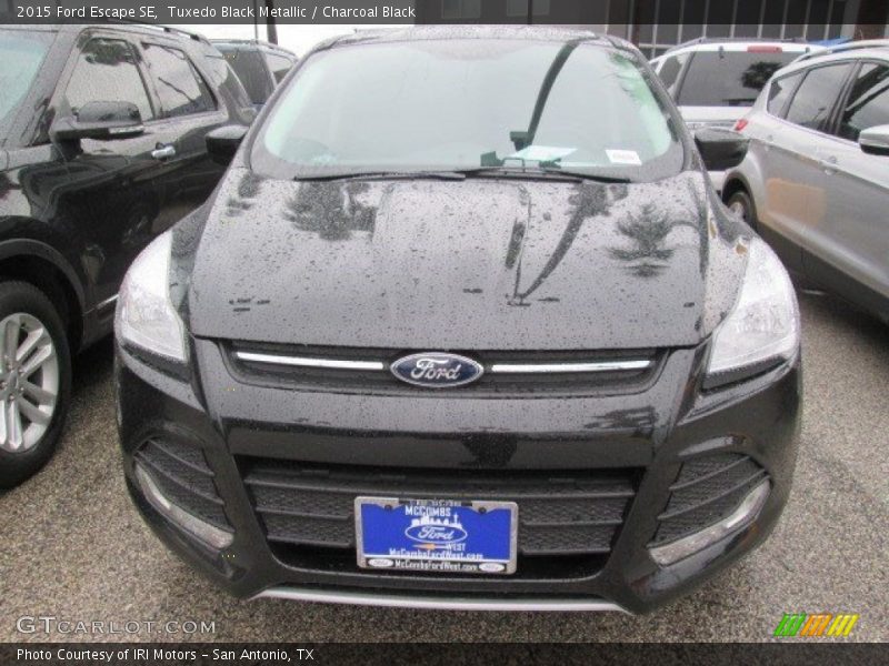 Tuxedo Black Metallic / Charcoal Black 2015 Ford Escape SE