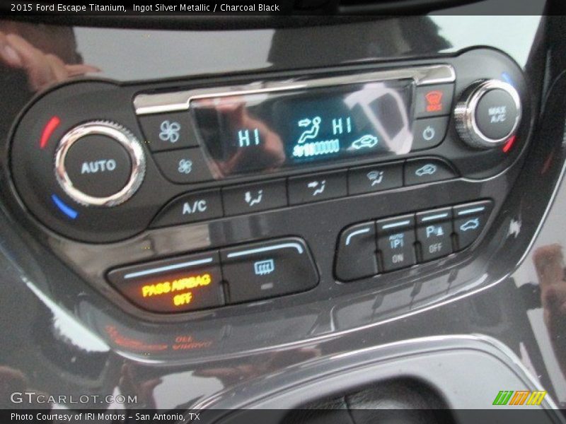Ingot Silver Metallic / Charcoal Black 2015 Ford Escape Titanium