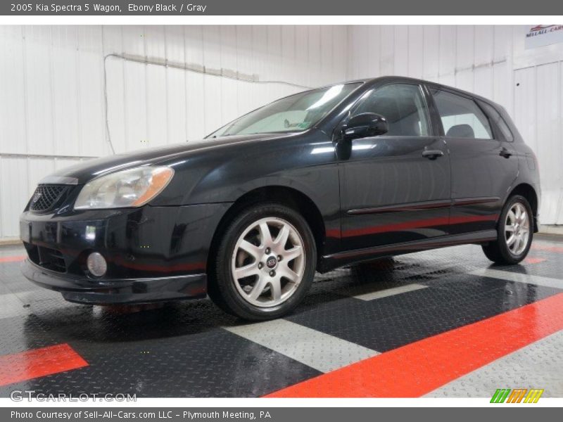 Ebony Black / Gray 2005 Kia Spectra 5 Wagon