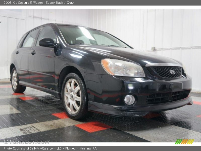 Ebony Black / Gray 2005 Kia Spectra 5 Wagon