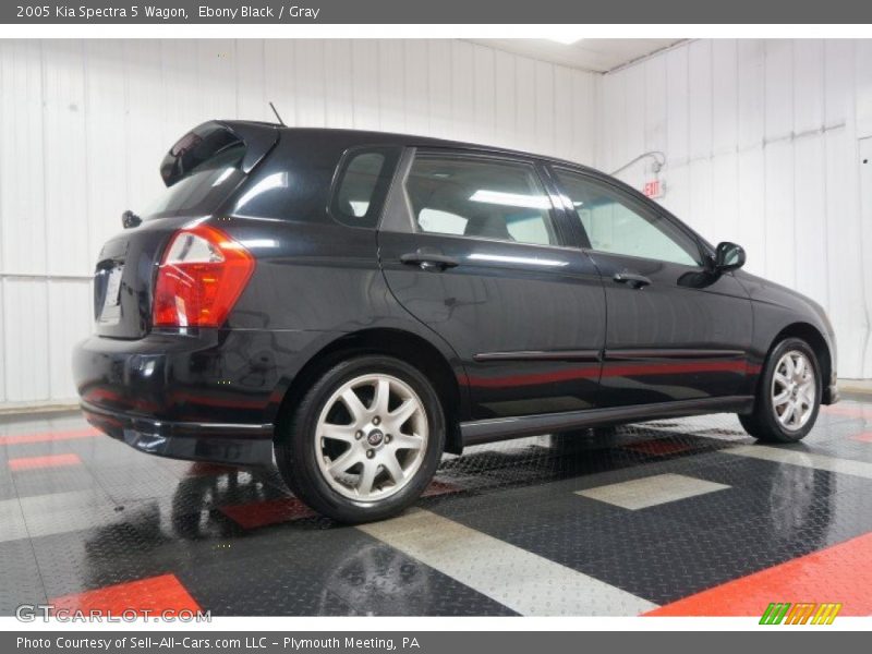Ebony Black / Gray 2005 Kia Spectra 5 Wagon