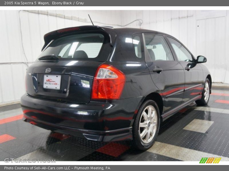 Ebony Black / Gray 2005 Kia Spectra 5 Wagon