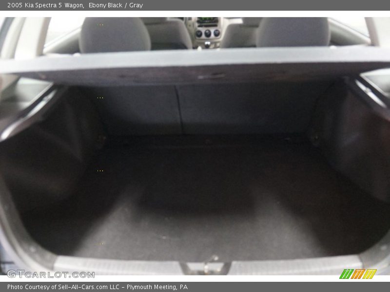 Ebony Black / Gray 2005 Kia Spectra 5 Wagon
