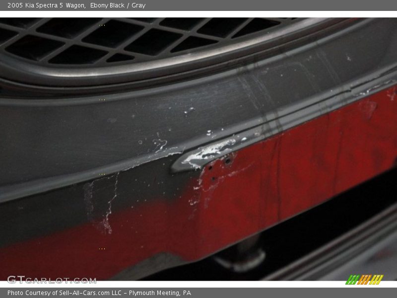 Ebony Black / Gray 2005 Kia Spectra 5 Wagon
