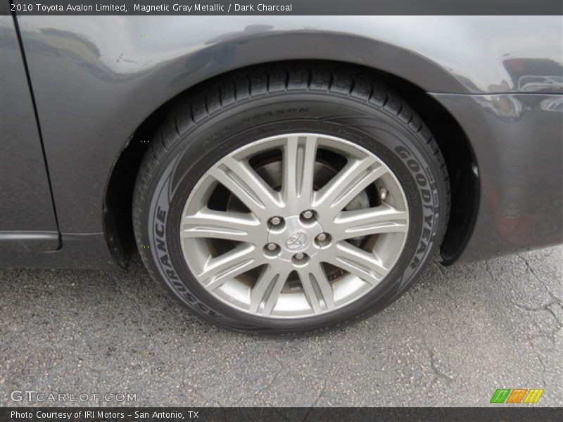 Magnetic Gray Metallic / Dark Charcoal 2010 Toyota Avalon Limited