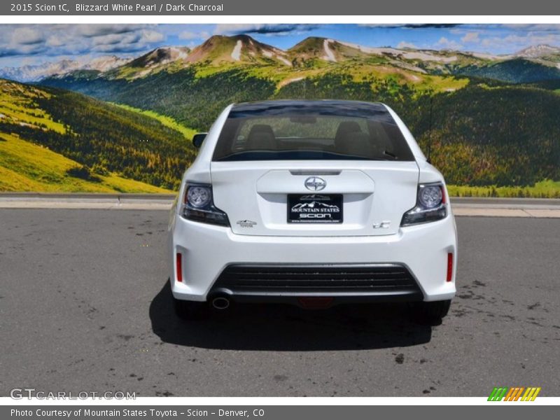 Blizzard White Pearl / Dark Charcoal 2015 Scion tC