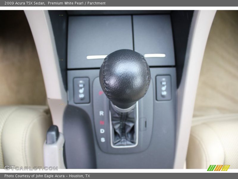Premium White Pearl / Parchment 2009 Acura TSX Sedan