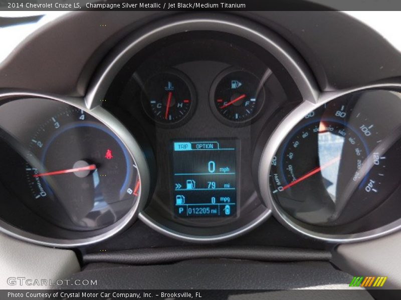 Champagne Silver Metallic / Jet Black/Medium Titanium 2014 Chevrolet Cruze LS