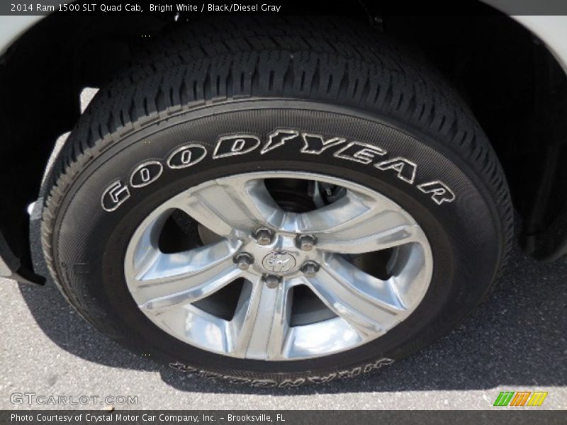 Bright White / Black/Diesel Gray 2014 Ram 1500 SLT Quad Cab