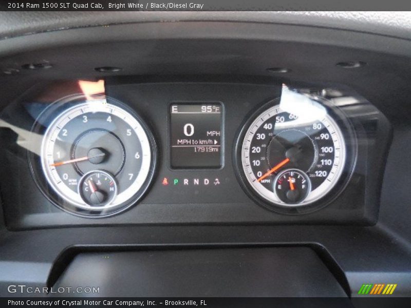 Bright White / Black/Diesel Gray 2014 Ram 1500 SLT Quad Cab