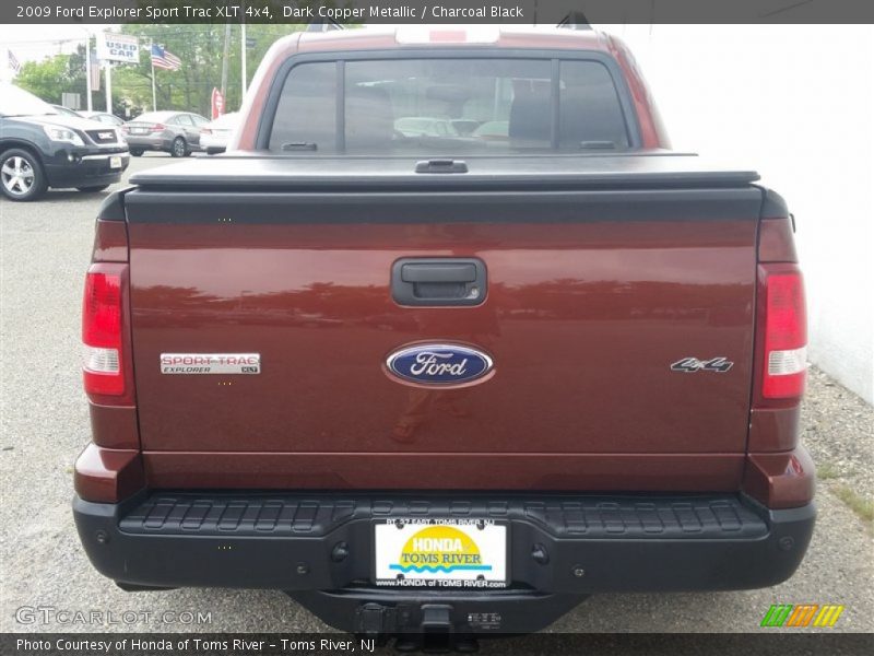 Dark Copper Metallic / Charcoal Black 2009 Ford Explorer Sport Trac XLT 4x4