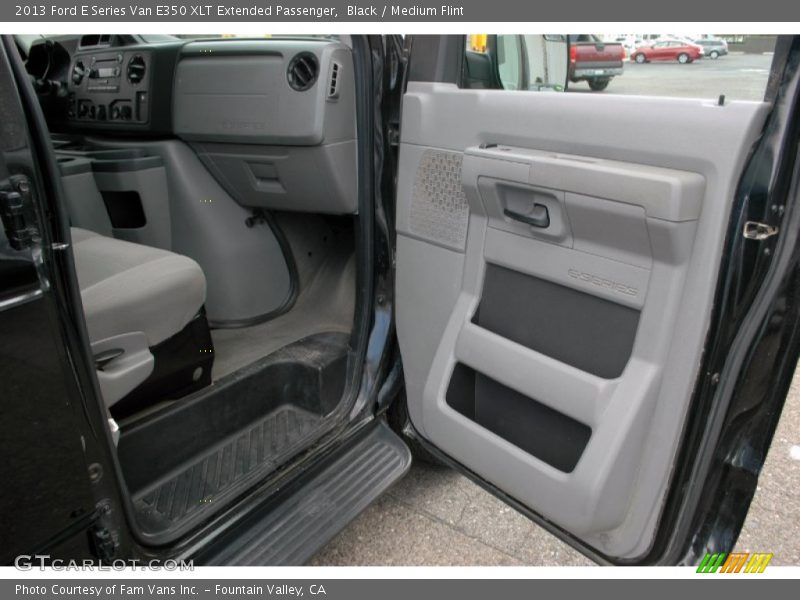 Black / Medium Flint 2013 Ford E Series Van E350 XLT Extended Passenger