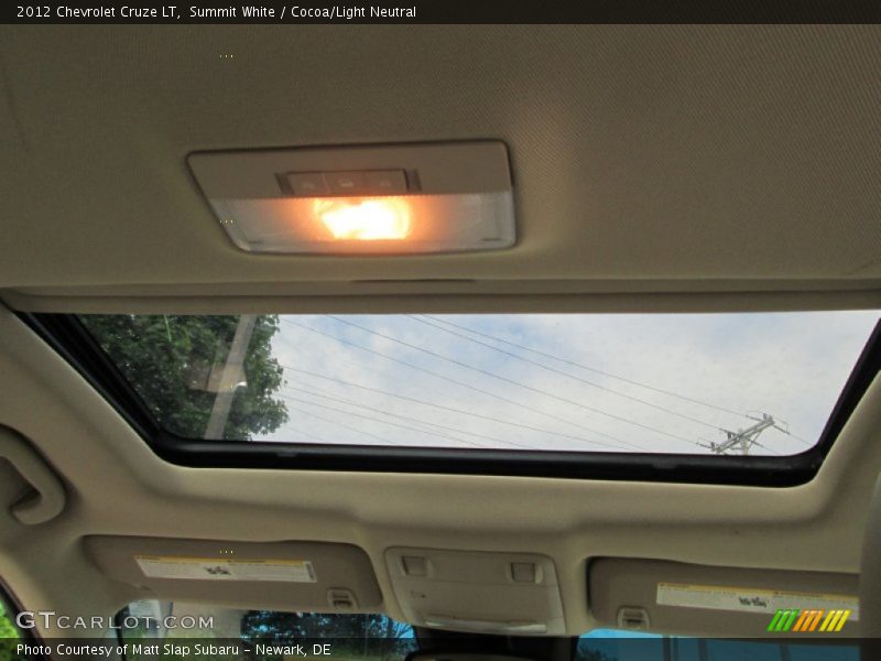 Summit White / Cocoa/Light Neutral 2012 Chevrolet Cruze LT