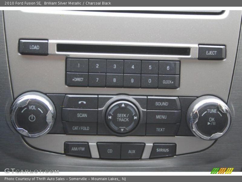 Brilliant Silver Metallic / Charcoal Black 2010 Ford Fusion SE