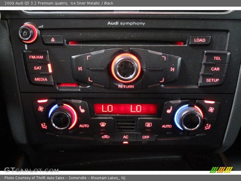 Ice Silver Metallic / Black 2009 Audi Q5 3.2 Premium quattro