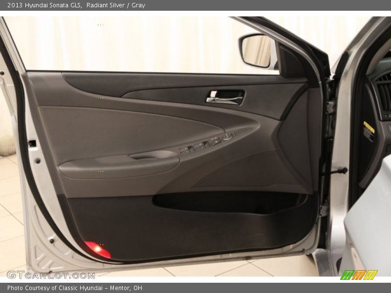 Radiant Silver / Gray 2013 Hyundai Sonata GLS