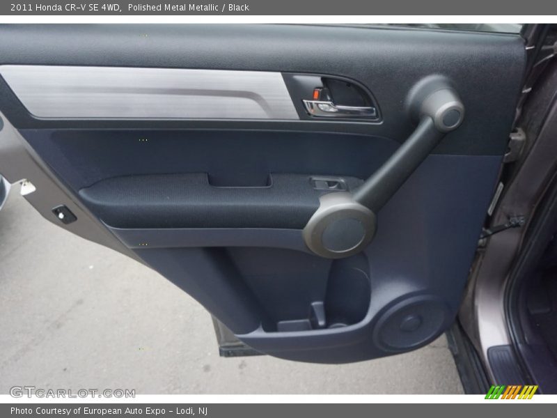 Polished Metal Metallic / Black 2011 Honda CR-V SE 4WD