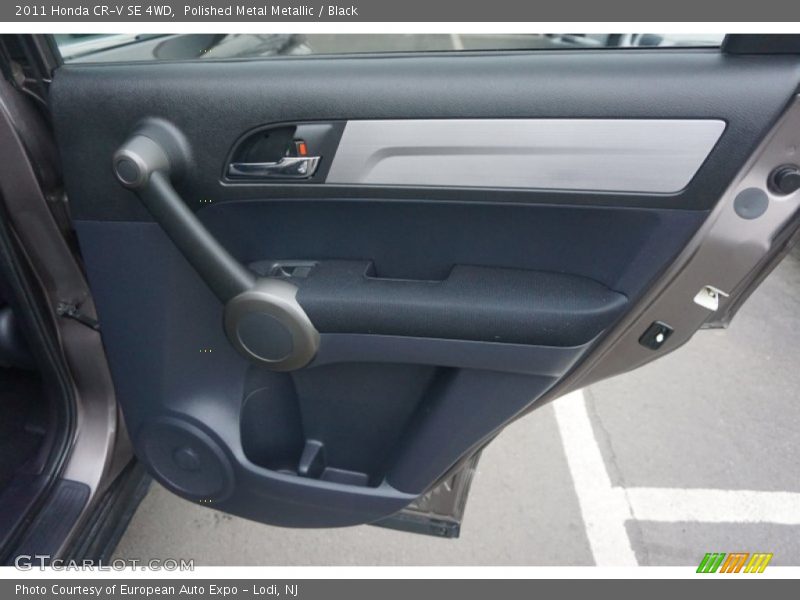 Polished Metal Metallic / Black 2011 Honda CR-V SE 4WD