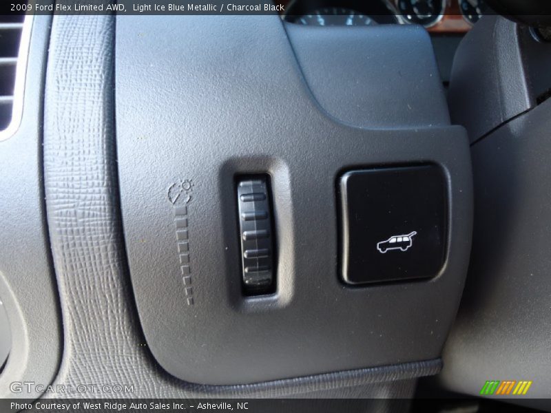 Light Ice Blue Metallic / Charcoal Black 2009 Ford Flex Limited AWD