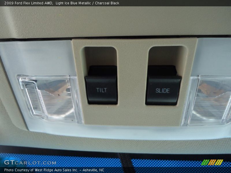 Light Ice Blue Metallic / Charcoal Black 2009 Ford Flex Limited AWD