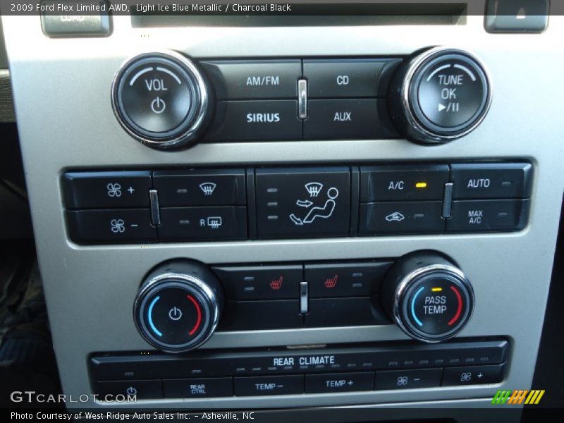 Light Ice Blue Metallic / Charcoal Black 2009 Ford Flex Limited AWD