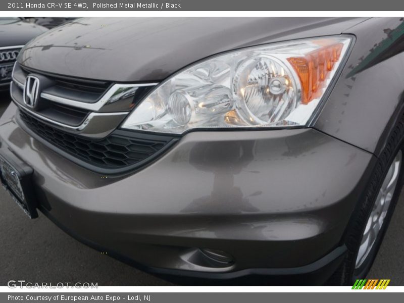 Polished Metal Metallic / Black 2011 Honda CR-V SE 4WD