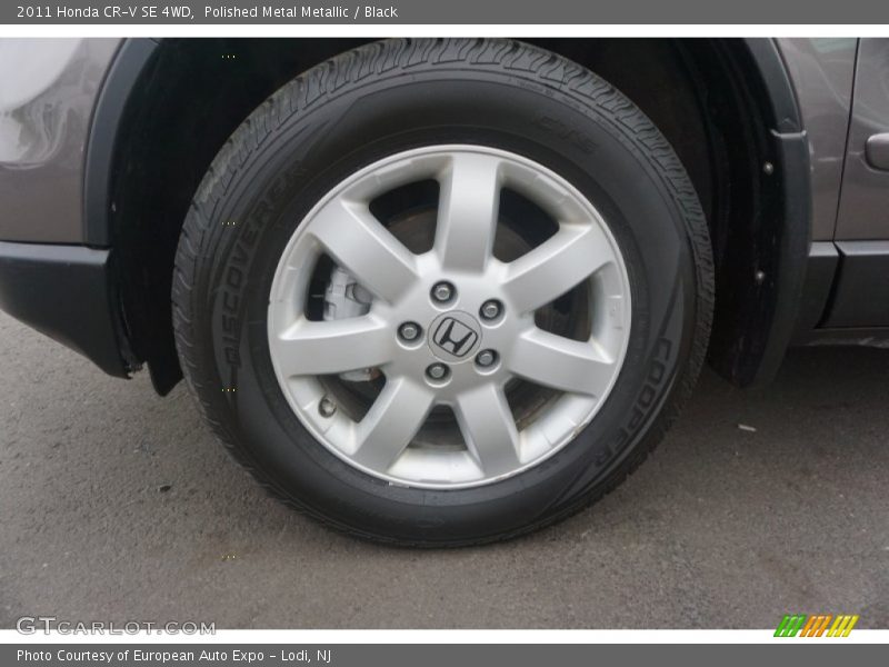 Polished Metal Metallic / Black 2011 Honda CR-V SE 4WD