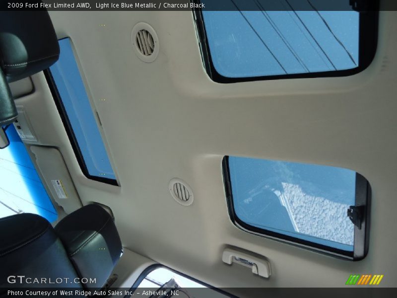 Light Ice Blue Metallic / Charcoal Black 2009 Ford Flex Limited AWD