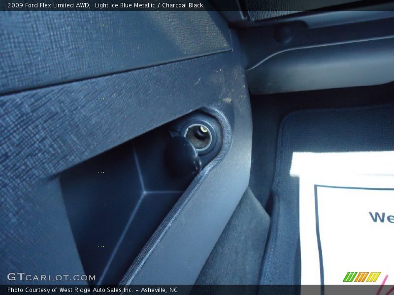 Light Ice Blue Metallic / Charcoal Black 2009 Ford Flex Limited AWD