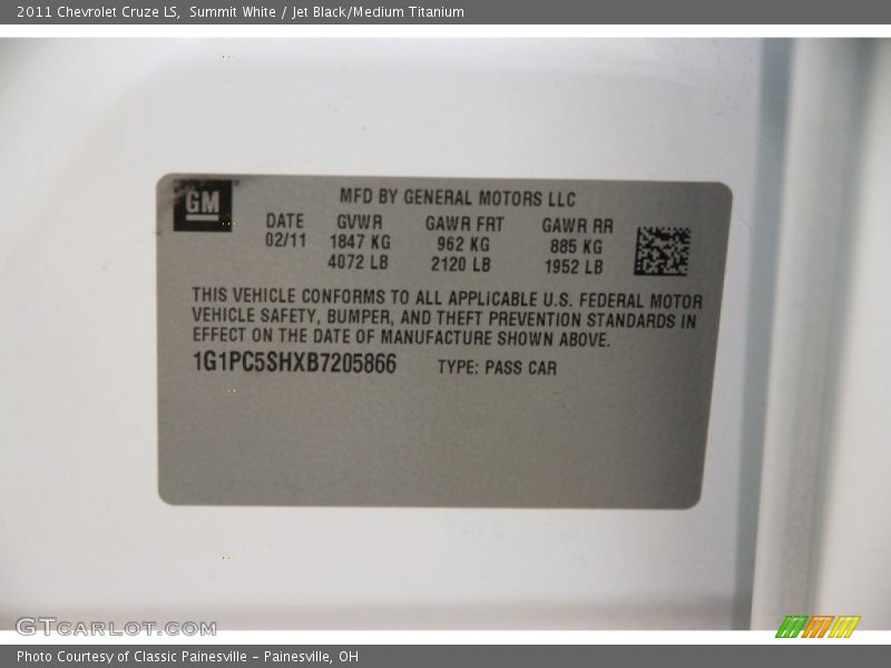 Summit White / Jet Black/Medium Titanium 2011 Chevrolet Cruze LS