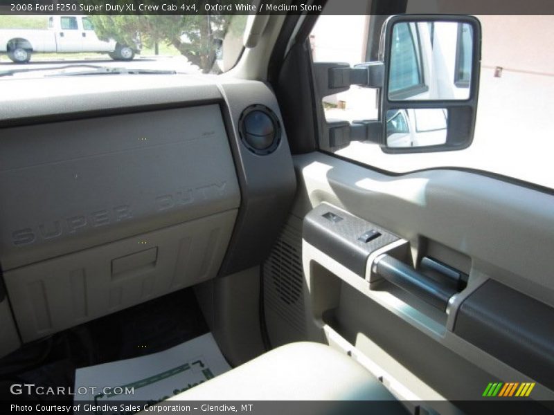 Oxford White / Medium Stone 2008 Ford F250 Super Duty XL Crew Cab 4x4