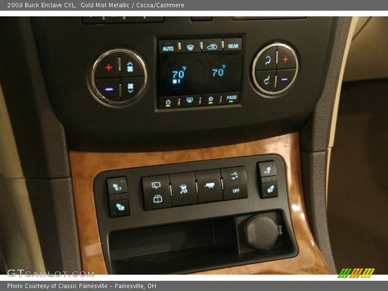 Gold Mist Metallic / Cocoa/Cashmere 2009 Buick Enclave CXL