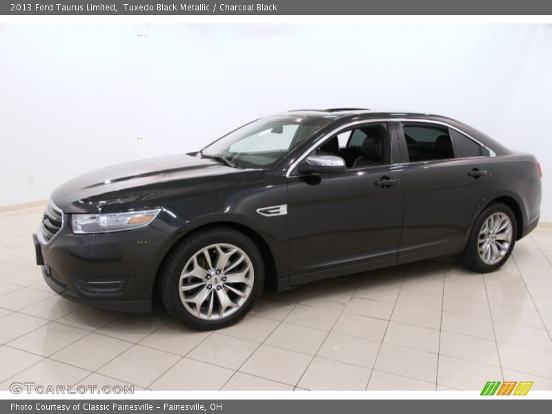 Tuxedo Black Metallic / Charcoal Black 2013 Ford Taurus Limited