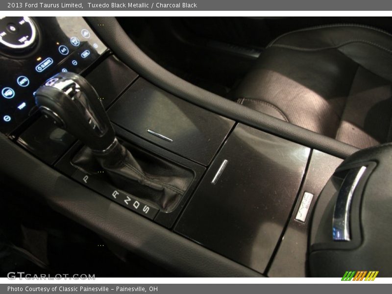 Tuxedo Black Metallic / Charcoal Black 2013 Ford Taurus Limited