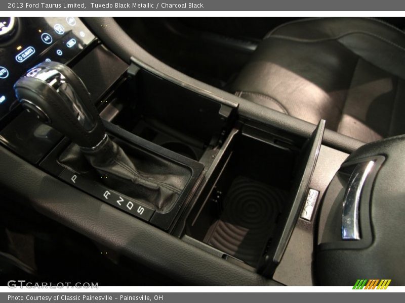 Tuxedo Black Metallic / Charcoal Black 2013 Ford Taurus Limited