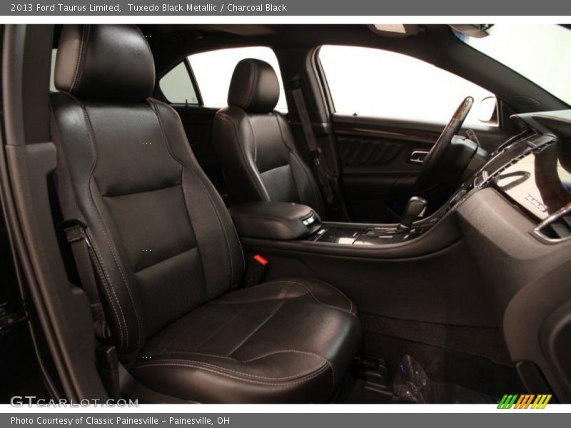 Tuxedo Black Metallic / Charcoal Black 2013 Ford Taurus Limited