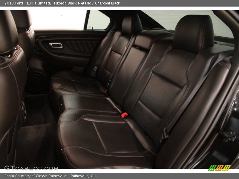 Tuxedo Black Metallic / Charcoal Black 2013 Ford Taurus Limited