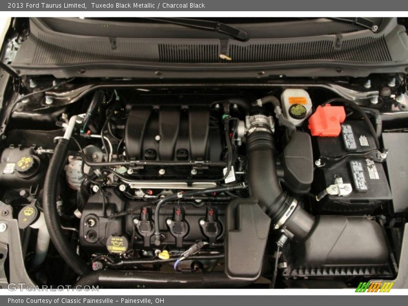 Tuxedo Black Metallic / Charcoal Black 2013 Ford Taurus Limited
